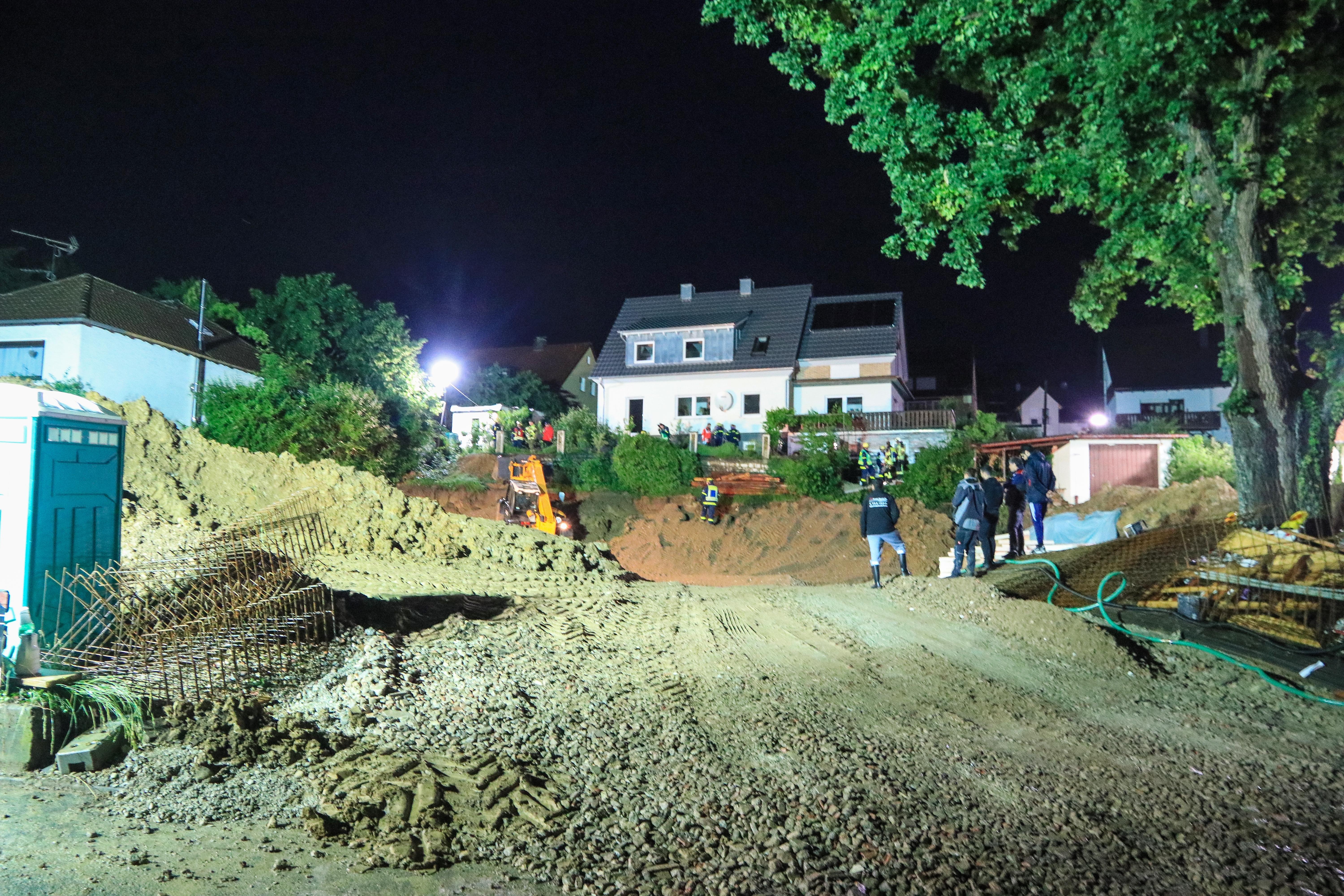 In der Nacht dufte kein Bewohner in dem Haus bleiben - zu groß war die Gefahr eines Einsturzes.