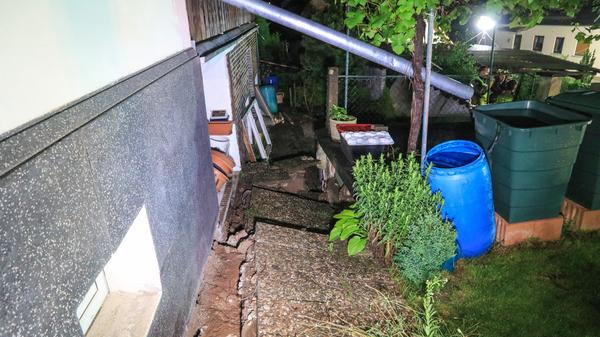 Wann der Weg wieder begehbar ist, bleibt noch unklar.