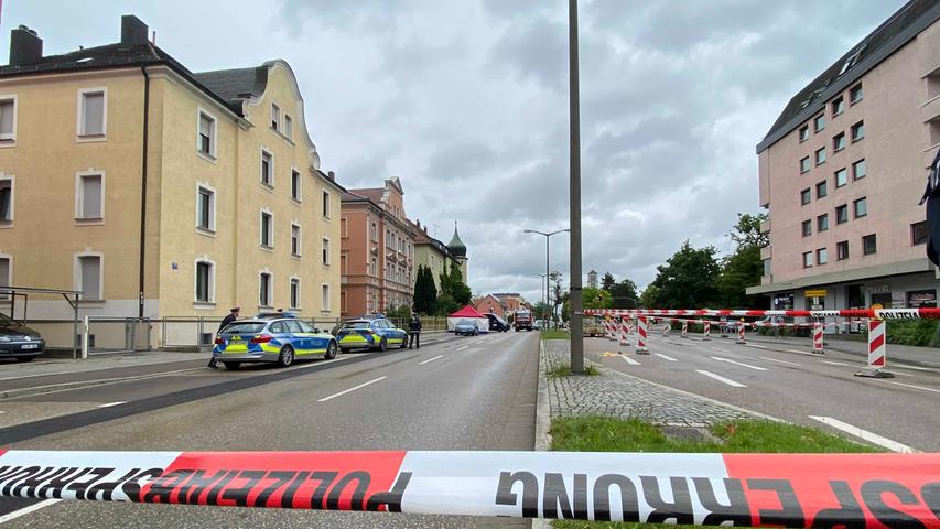 Mann auf offener Straße erschossen: Ermittlungen in Regensburg