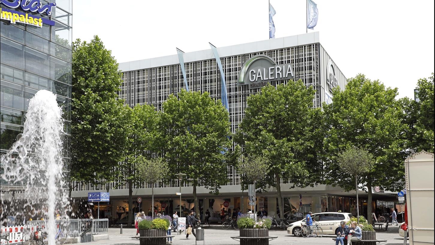 Der Standort Erlangen bleibt von den Schließungsplänen des Galeria-Karstadt-Kaufhof-Konzerns zumindest derzeit verschont.