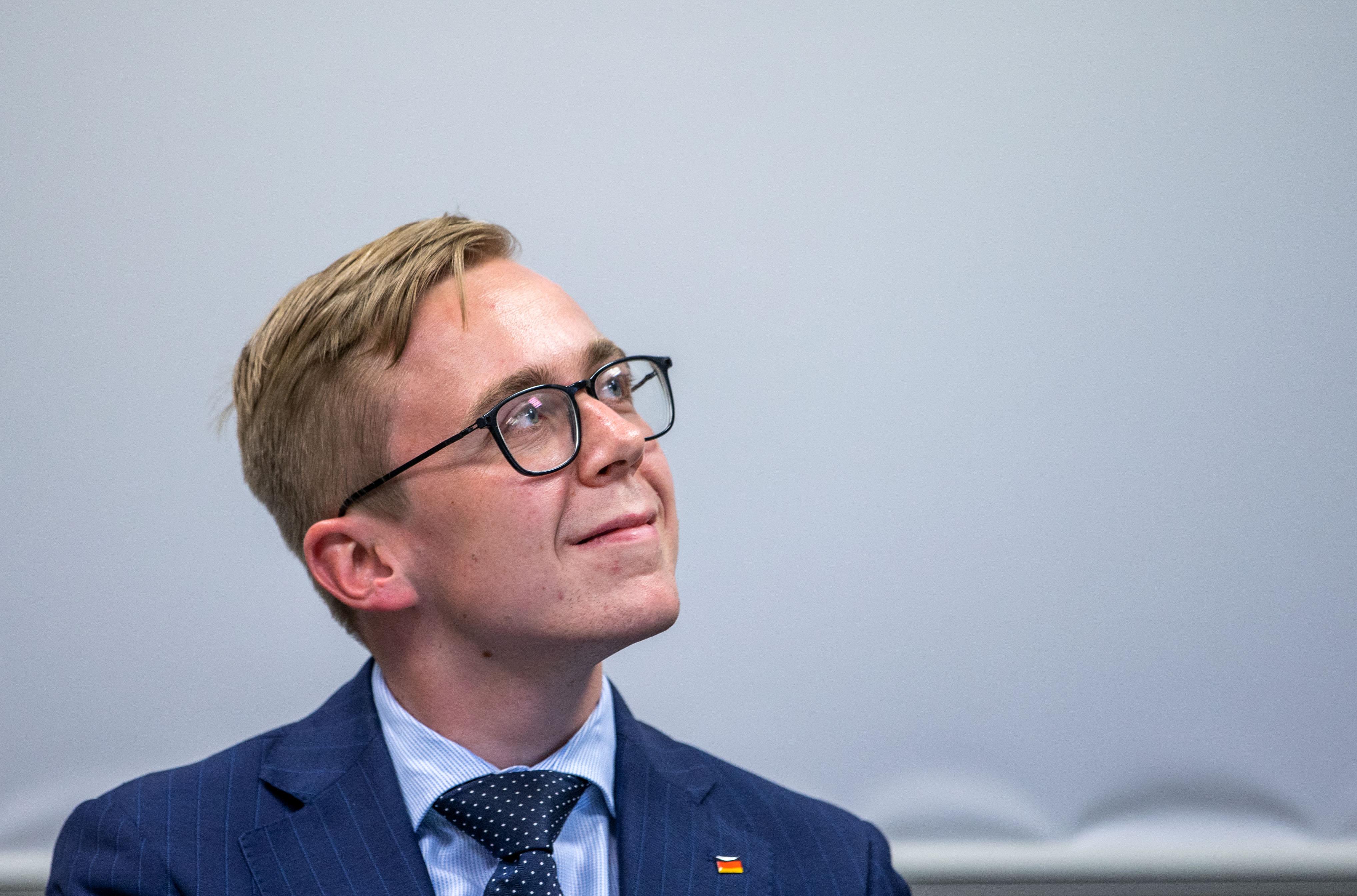 Bundestagsabgeordneter Amthor In Erklarungsnot Foto Sorgt Fur Kritik Politik Nordbayern