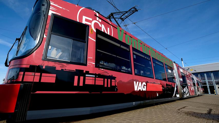 Seit Anfang des Jahres 2020 ist der Club mit einer rot-schwarzen Straßenbahn in Nürnberg präsent, auf der der Schriftzug 