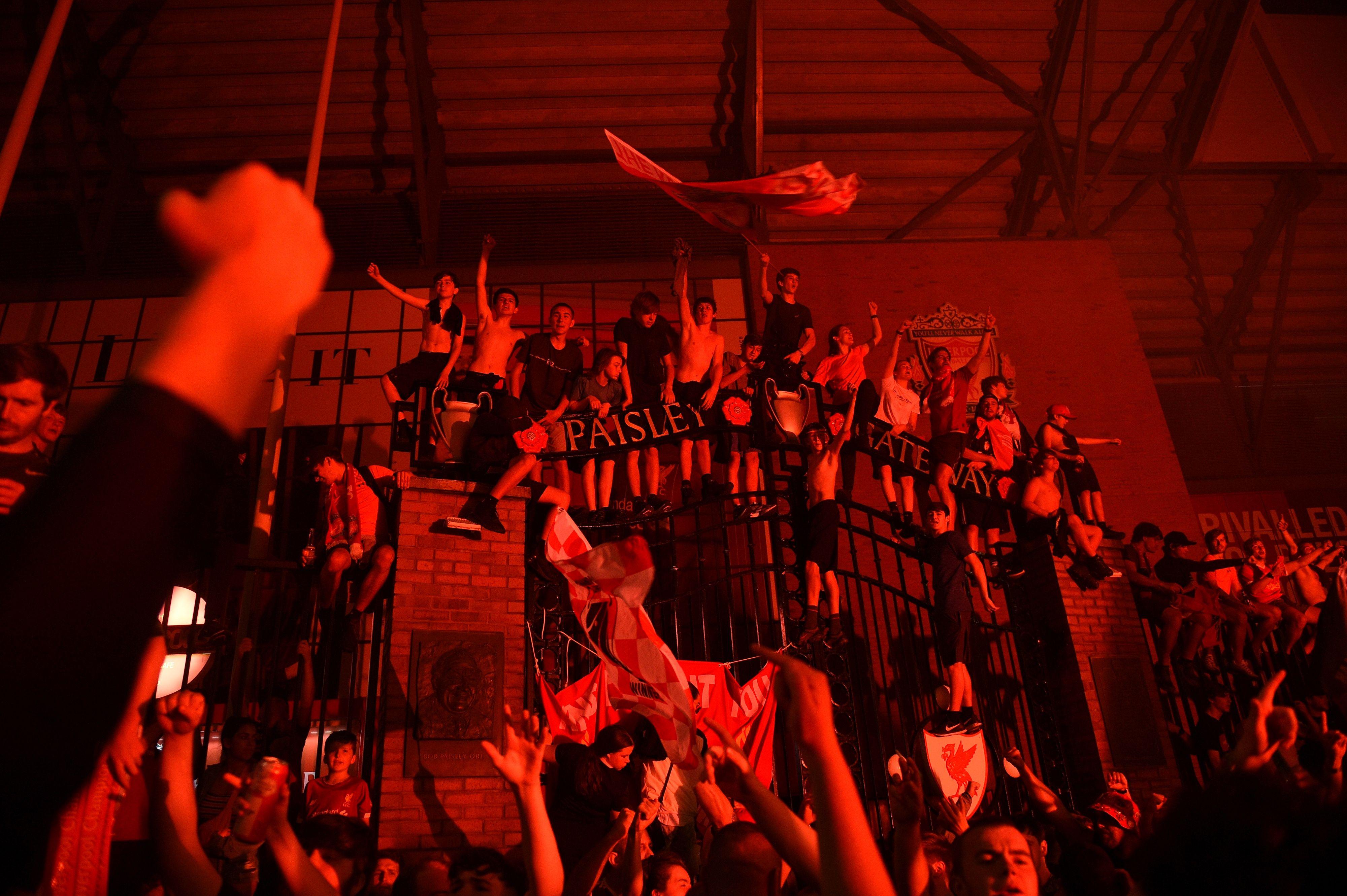 Fc Liverpool Internationale Presse Feiert Klopp Meisterfeier