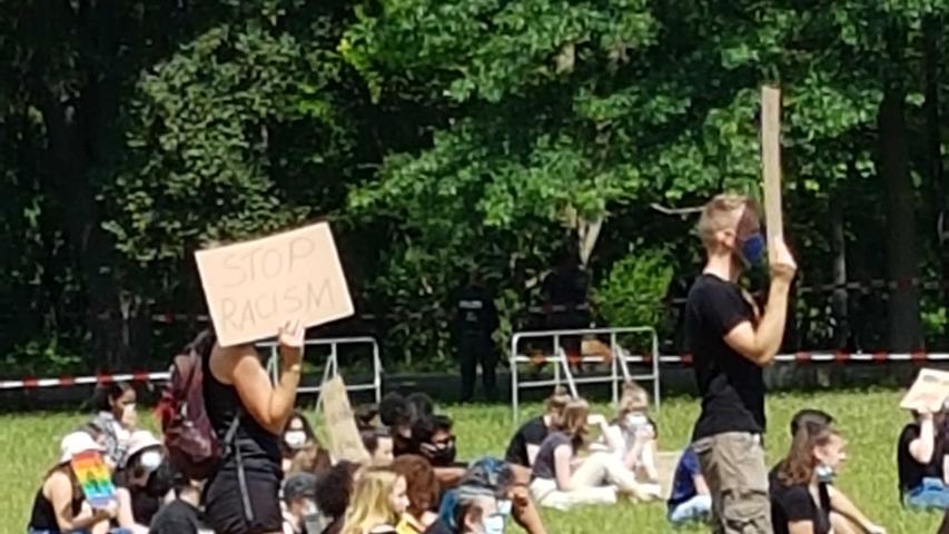Gegen Rassismus: 800 Teilnehmer protestieren auf der Wöhrder Wiese