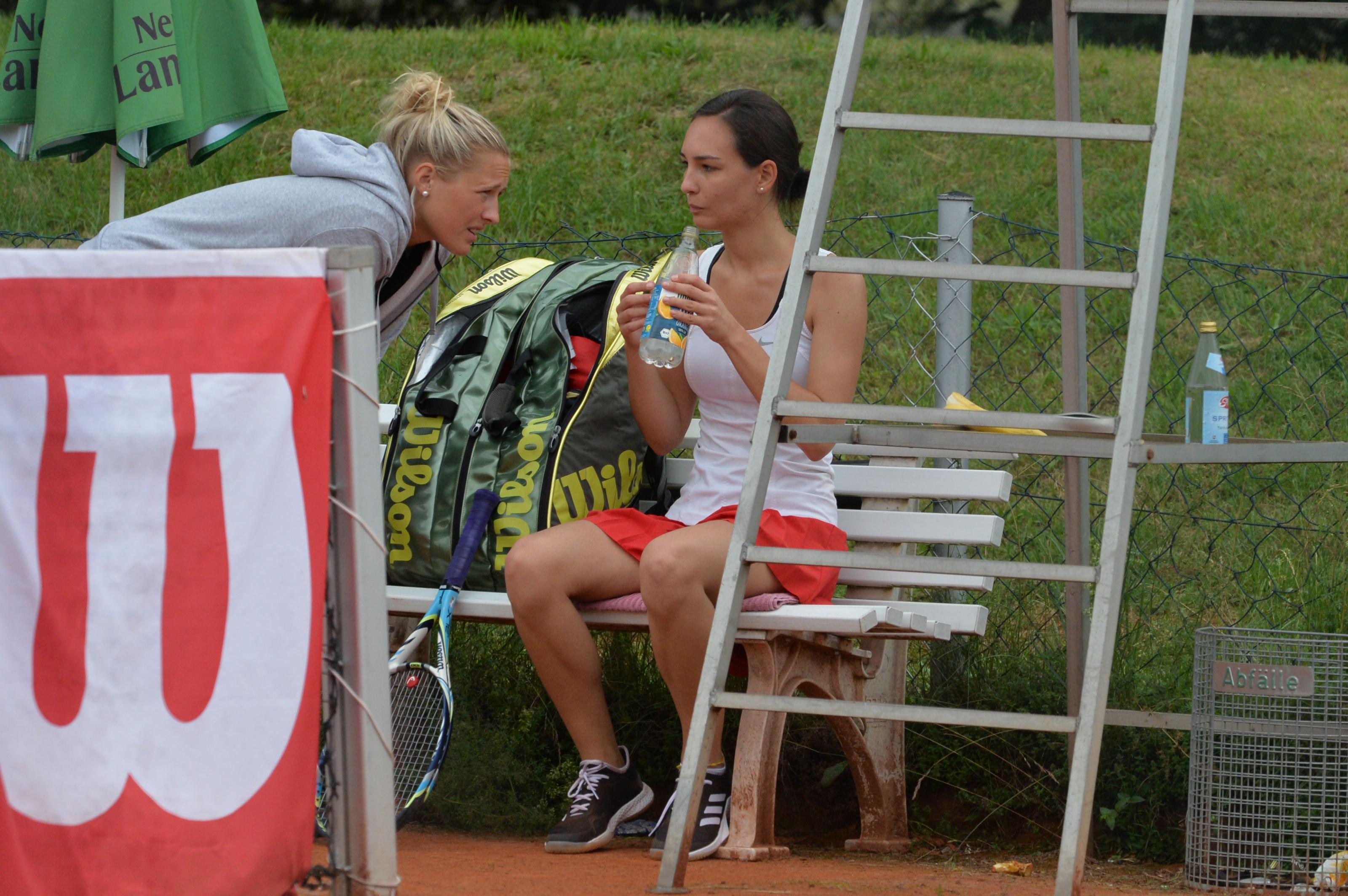 Marie-Celine Dohle (re.), beraten von Franziska Bräunlich, trug ihren Teil zum Erfolg bei.