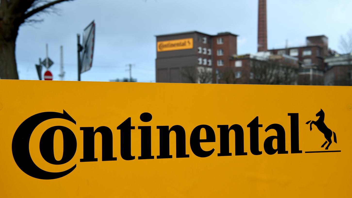 Das Continental-Logo vor der Hauptverwaltung in Hannover: Auch hier rückten die Ermittler an.