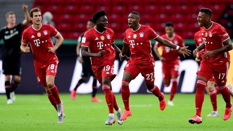 Der FC Bayern München besiegt Leverkusen im Pokalfinale und krönt sich zum Doublesieger.