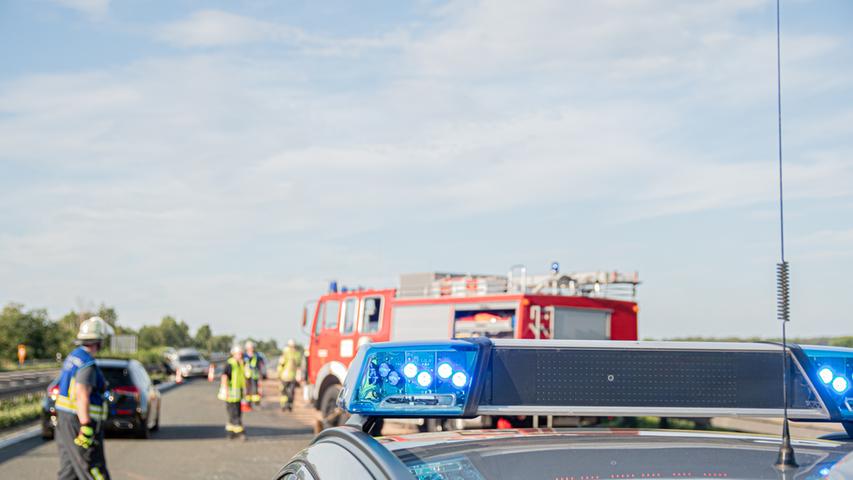 Auffahrunfall am Stauende: Elf Verletzte auf A6 bei Ansbach
