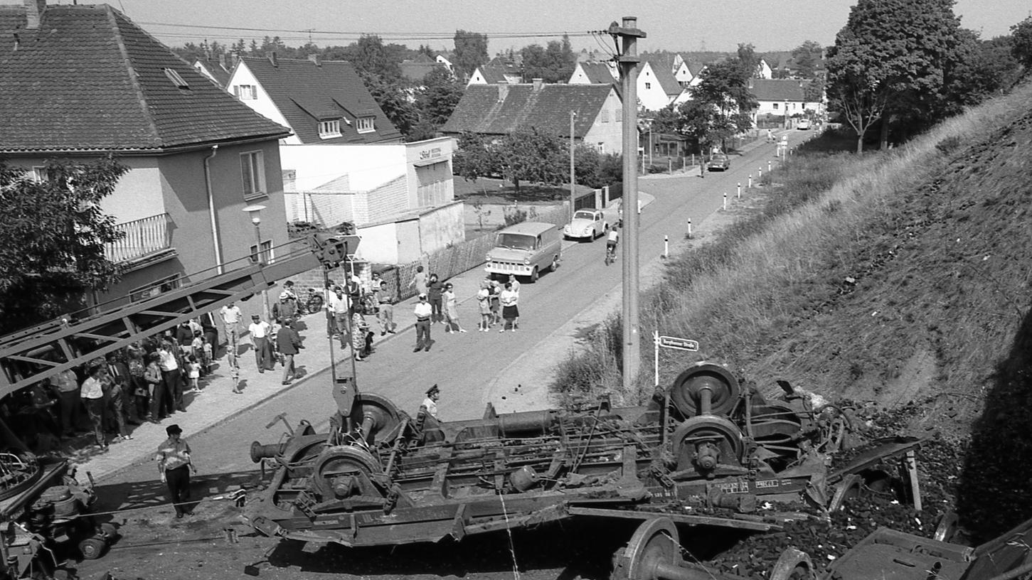 10. Juli 1970: Güterwagen stürzten in die Tiefe