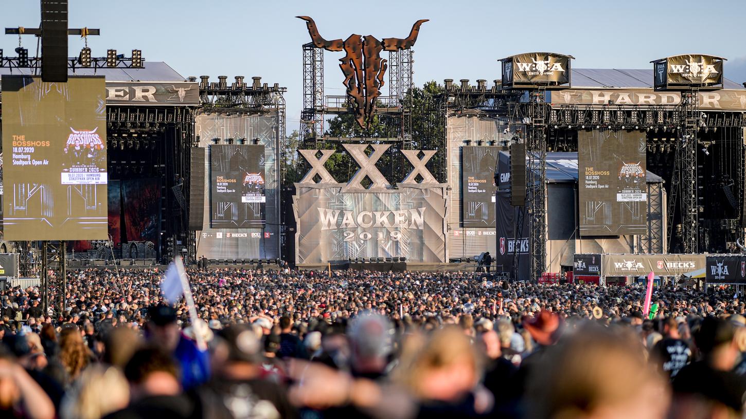Die Veranstalter hatten das nach ihren Angaben größte Heavy-Metal-Festival der Welt mit 75.000 Besuchern aus mehr als 80 Nationen wegen der Corona-Krise Mitte April abgesagt. (Archivbild von 2019)
