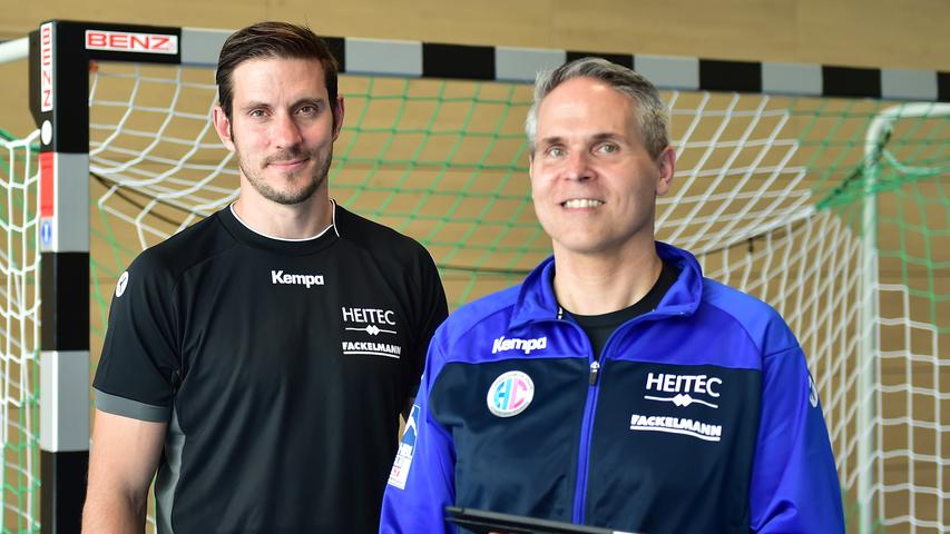 Neu-Coach Michael Haaß leitet den Trainingsauftakt beim HC Erlangen