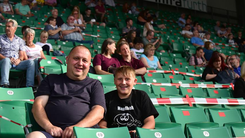 FOTO: Hans-Joachim Winckler DATUM: 10.7.2020.MOTIV: Comödie Fürth goes Stadion - Premiere im Ronhof mit Volker Heißmann und Martin Rassau