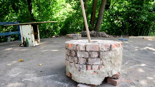 Die Betondecke ist circa 30 Zentimeter dick.