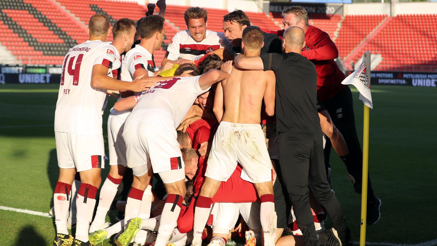 Dank Schleuseners Last-Minute-Treffer im Relegations-Rückspiel fand eine desolate Saison am vergangenen Samstag doch noch ein versöhnliches Ende. Dank Schleuseners Last-Minute-Treffer im Relegations-Rückspiel fand eine desolate Saison am vergangenen Samstag doch noch ein versöhnliches Ende.