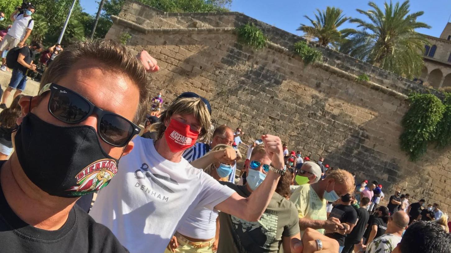 Erlanger Schlagerstar Peter Wackel kämpft für Mallorca-Partys