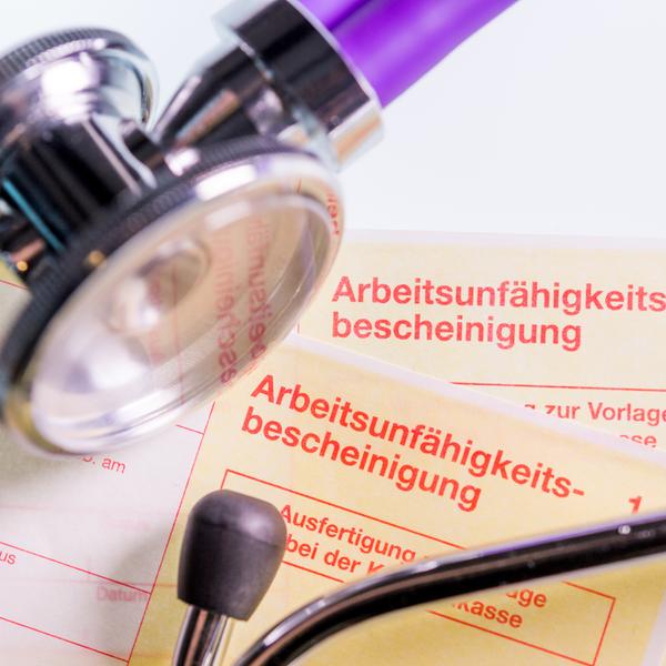 Urteil: Anspruch auf Krankengeld besteht trotz verspätetem Attest