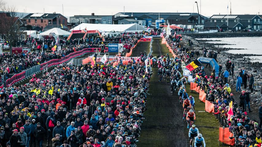 In den Niederlanden ist es Volkssport, in Deutschland noch eher unbekannt: Dabei ist Cyclocross ganz schön aufregend.  
