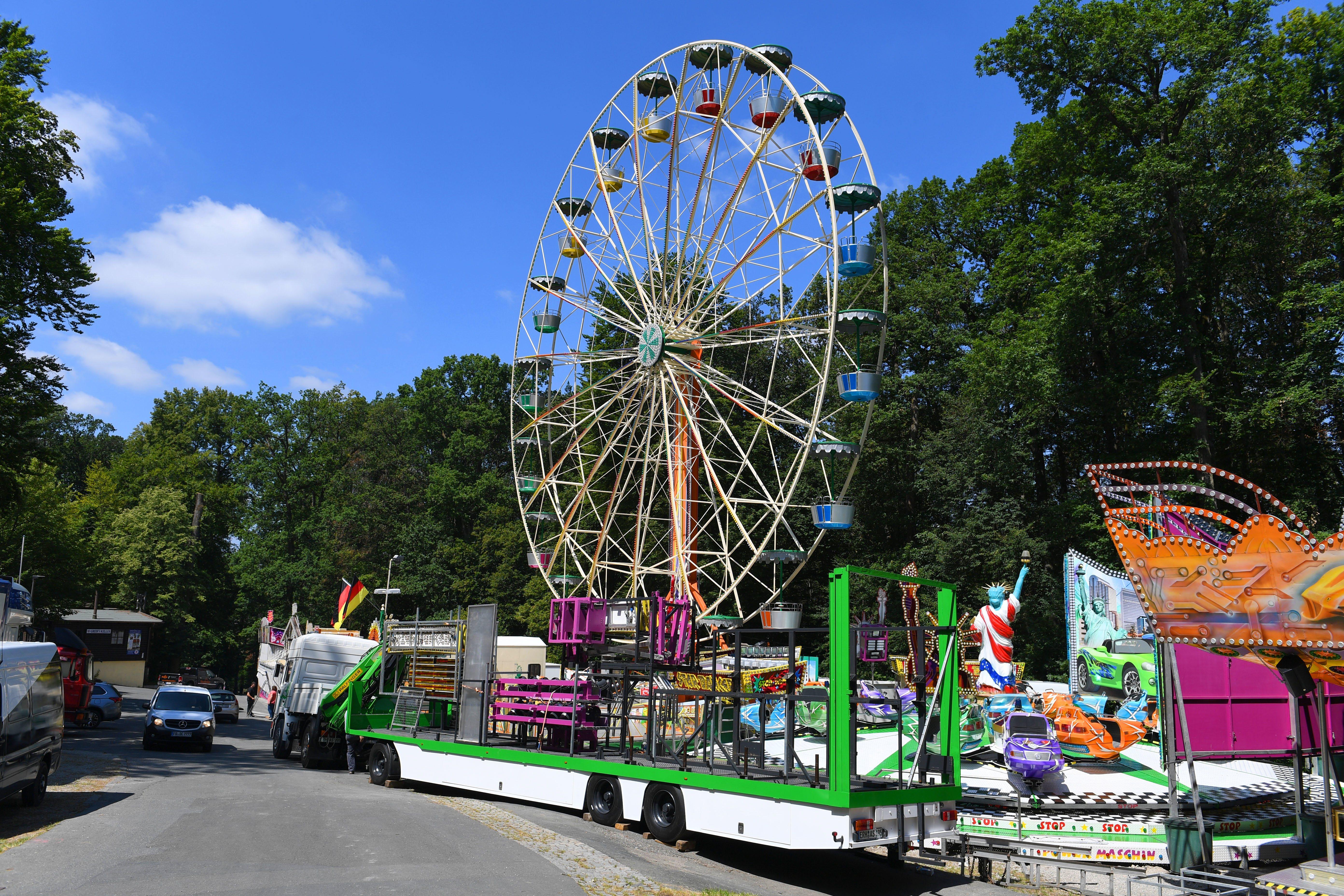 Das Annafest ist eine seit so langem gepflegte Tradition - es hat einen festen Platz in unseren Herzen. Dazu gehört auch das Riesenrad. Orion II steht schon seit - sage und schreibe - ....