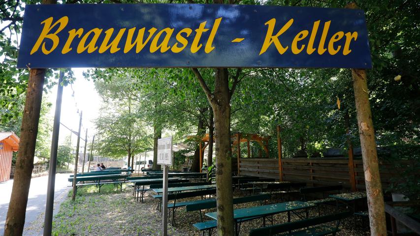 Der Brauwastl-Keller öffnet während "Ka Annafest" bis zum 3. August täglich ab 16 Uhr, am Wochenende bereits ab 14 Uhr. 
