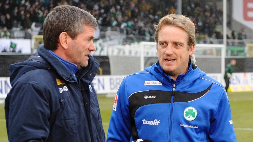 Vor der Partie bot sich für Bochums Trainer Friedhelm Funkel und SpVgg-Übungsleiter Mike Büskens Zeit für ein kurzes Gespräch. Beide Teams hatten in der Rückrunde noch nicht verloren. Eine Bilanz die auch nach Ablauf der 90 Minuten Bestand haben sollte.