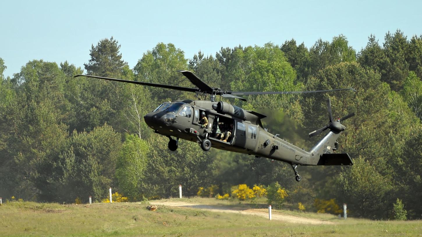 Den ganzen März lang üben US-Streitkräfte ein Hubschrauberlandemanöver im Landkreis Neustadt/Aisch-Bad Windsheim.