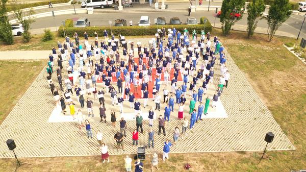 Schnell beginnen die Krankenhäuser des Großraums, um das Personal der Schön-Klinik zu werben. Mit einem Herz, wie hier am Fürther Klinikum, und mit Lock-Angeboten - das Krankenhaus Rummelsberg verspricht sogar eine Willkommensprämie in Höhe von 6000 Euro.