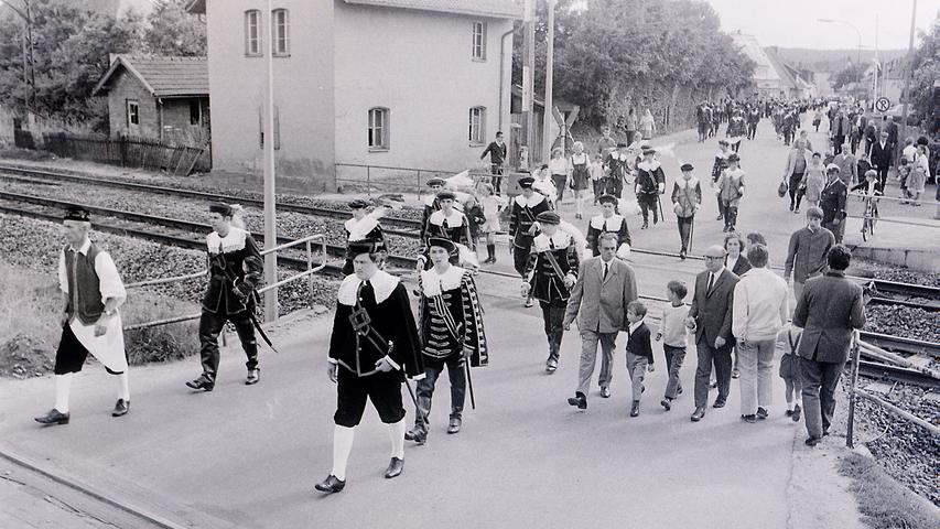 Annafest Forchheim 27.07.1970 - GroÃŸer Annafestumzug vom Rathausplatz zum Kellerwald
Foto: NN-Archiv