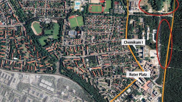 Als neues, prägendes "Eingangstor" zur gesamten Technischen Fakultät plant die Uni zusammen mit Fraunhofer ein von der Bundesstraße B4 gut sichtbares Gebäude für das Leistungszentrum Elektroniksysteme auf der südlichsten Spitze des Geländes. Bis kommenden März will die Unileitung einen "Masterplan" fertigstellen, der die Weiterentwicklung des Südgeländes mit der Technischen und der Naturwissenschaftlichen Fakultät für die kommenden 50 Jahre zeigt. "Wir müssen generationenübergreifend denken", sagt Zens. Bis Ende dieses Jahres sollen die Gespräche mit Siemens abgeschlossen sein über die Uni-Mitnutzung des neuen Siemens-Campus‘ an der Paul-Gossen-Straße.