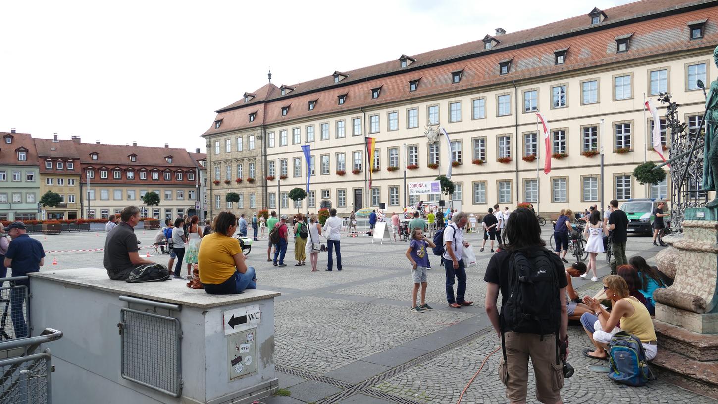 Corona-Protest auf dem Bamberger Maxplatz