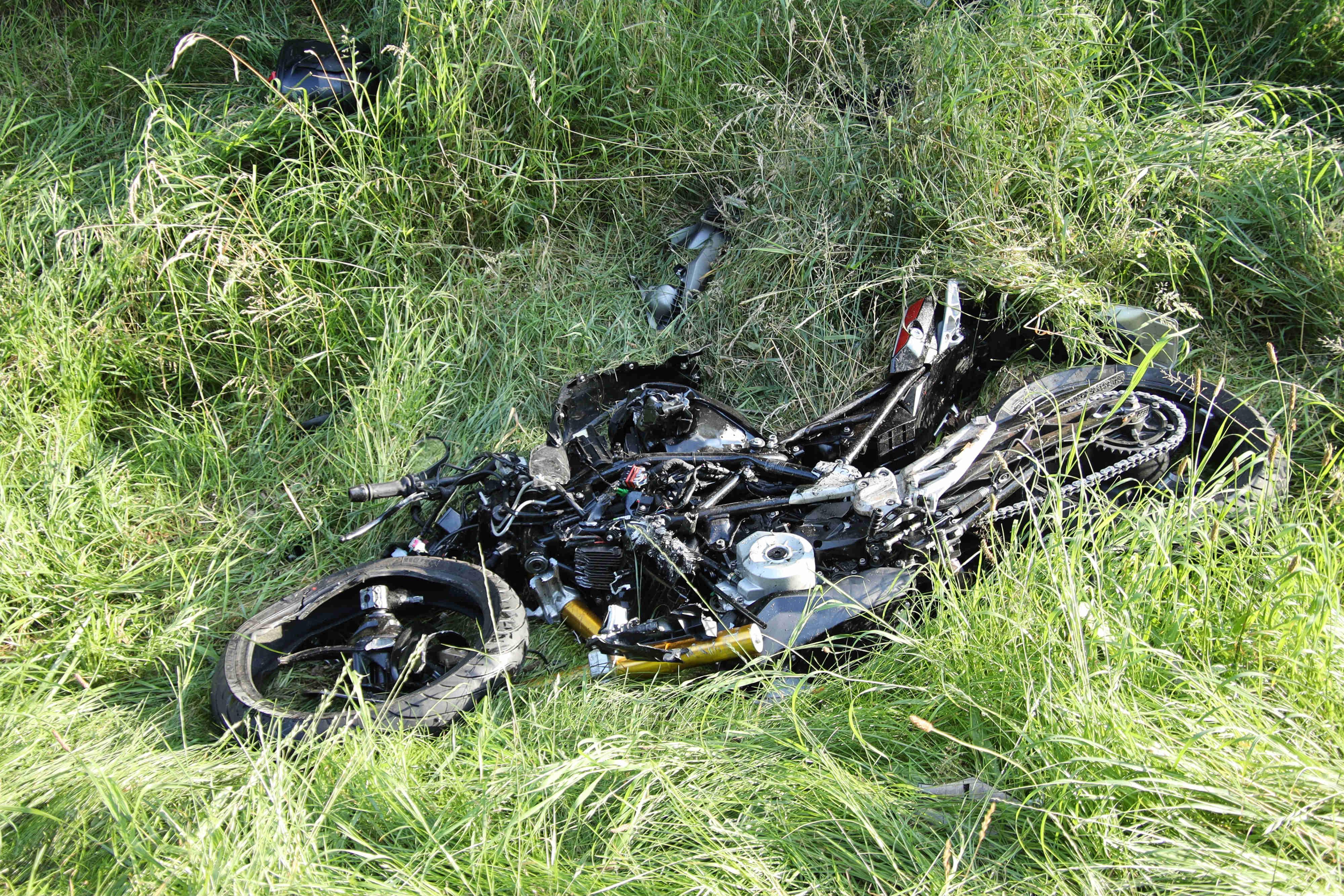 Oberpfalz: 18-jährige Motorradfahrerin wird bei Verkehrsunfall getötet