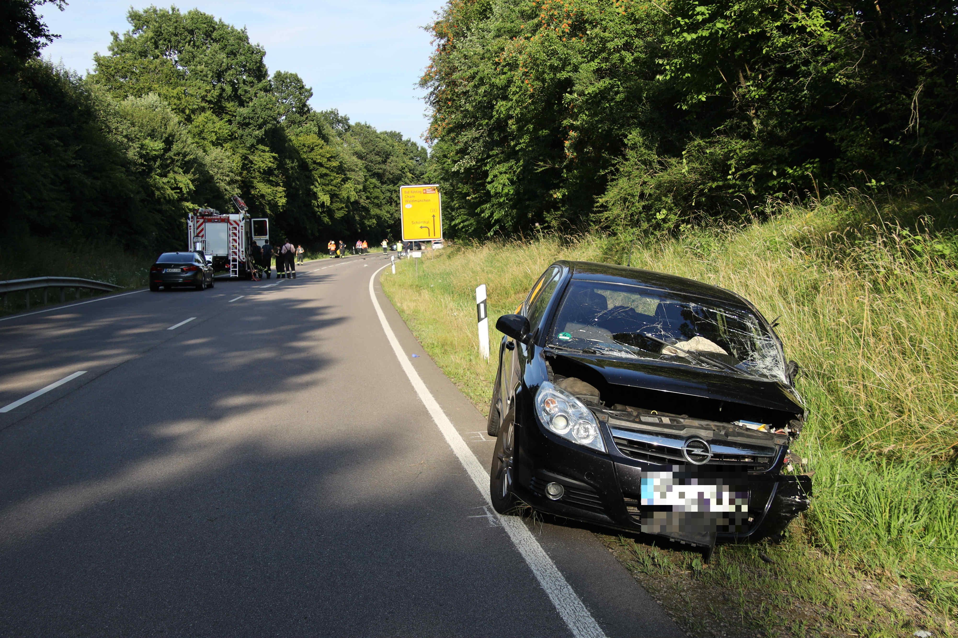 Oberpfalz: 18-jährige Motorradfahrerin wird bei Verkehrsunfall getötet
