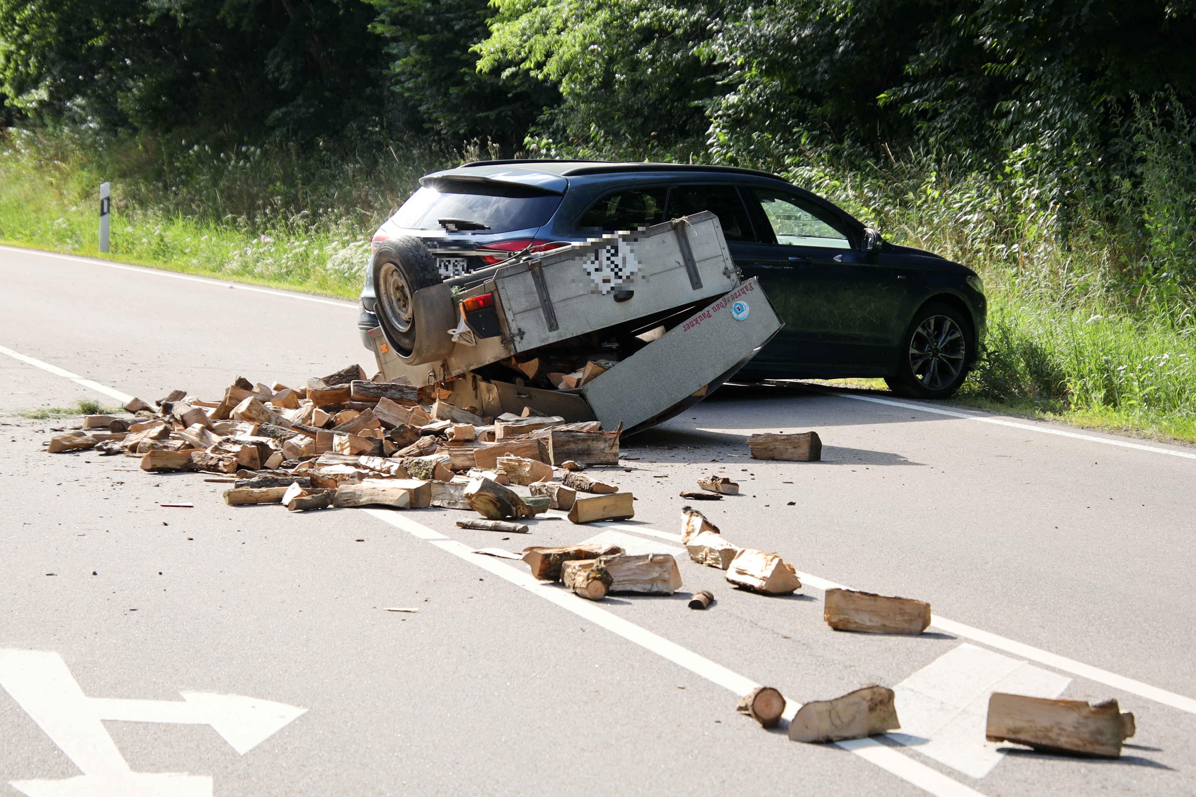 Oberpfalz: 18-jährige Motorradfahrerin wird bei Verkehrsunfall getötet