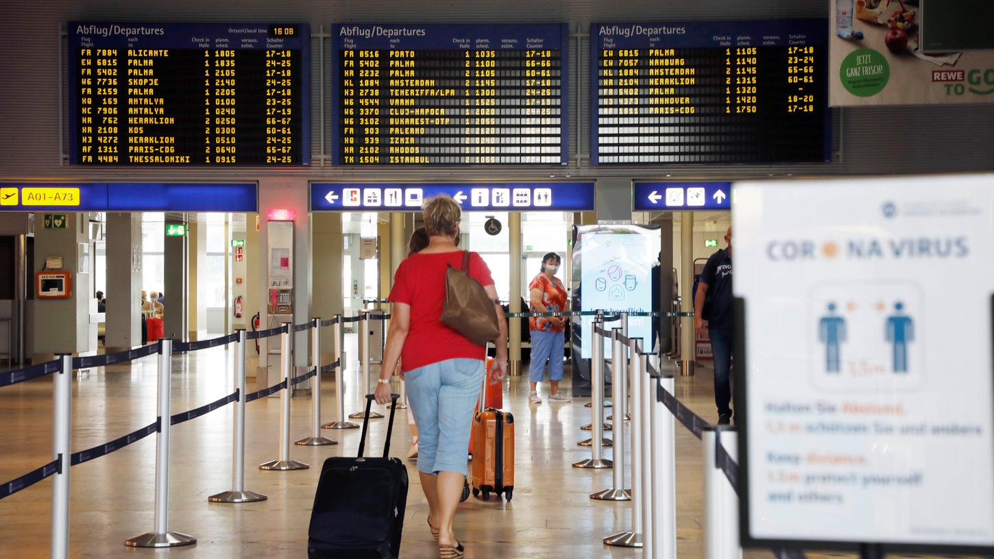 Am Nürnberger Flughafen sollen eine Rückkehrer aus Risiko-Gebieten nicht zur Teststelle weitergeleitet worden sein.