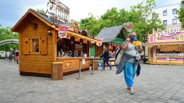 Die Fläche wird jetzt erweitert: Zum Verweilen soll bald noch ein Ausschank mit kleinem Biergarten einladen, wie es heißt.