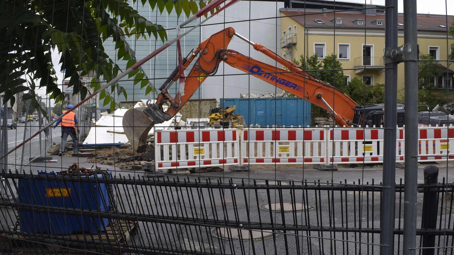 Nach 70 Jahren: Bekannte Nürnberger Tankstelle wird abgerissen