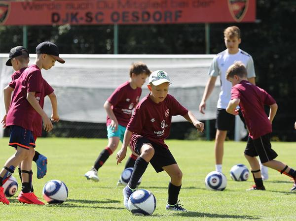 Oesdorf: Kleine Fußball-Pioniere in der Corona-Zeit