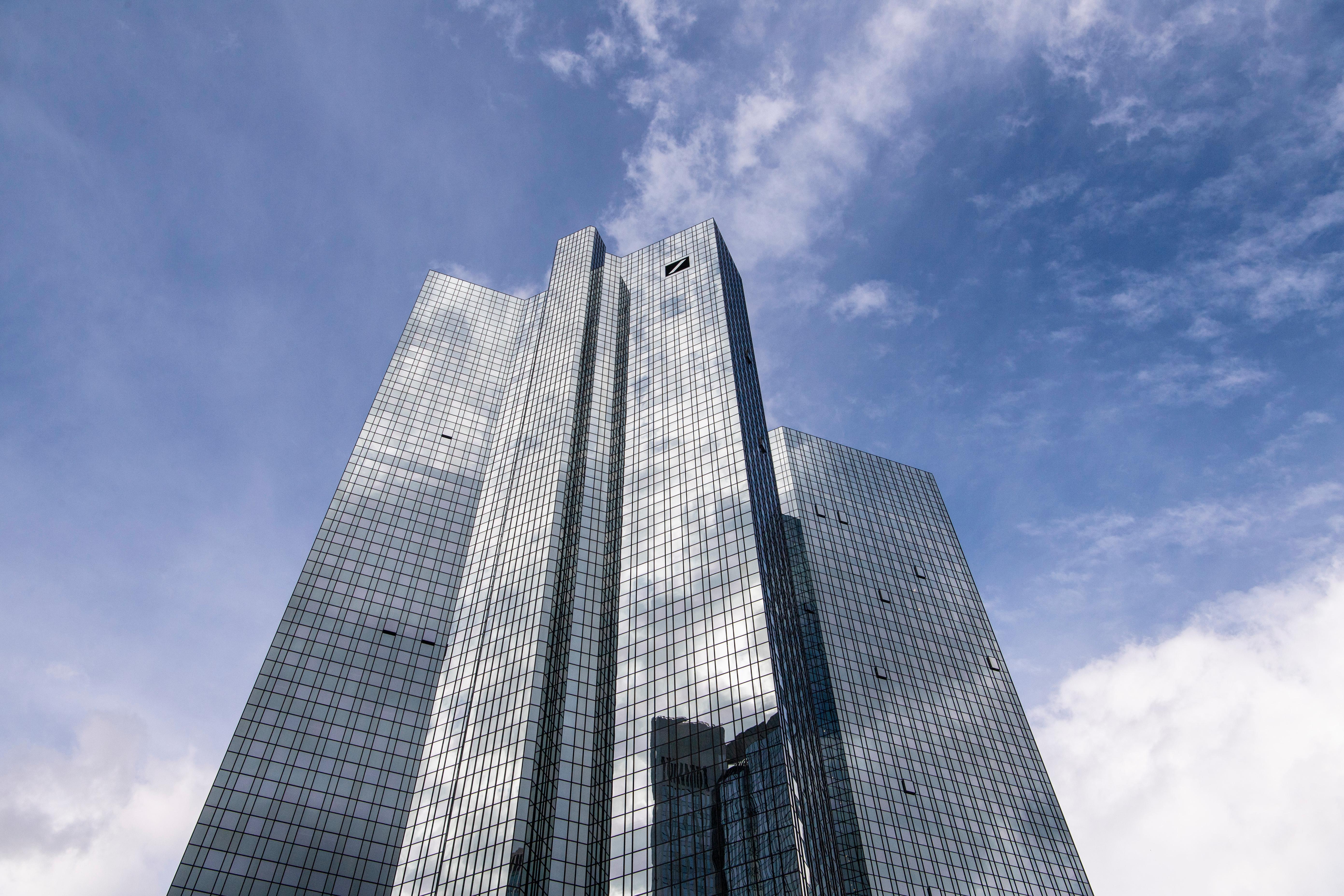 Deutsche Bank Hoffnung In Der Corona Krise Wirtschaft Nordbayern De