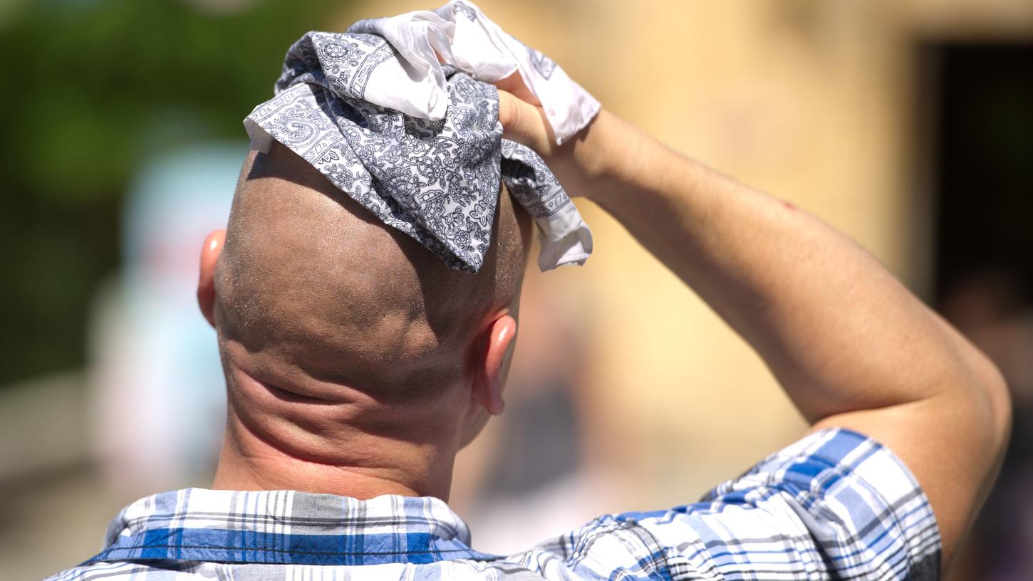 Eigentlich würde man den Sommer ja genießen - wenn es nicht so furchtbar heiß wäre... Eigentlich würde man den Sommer ja genießen - wenn es nicht so furchtbar heiß wäre...
