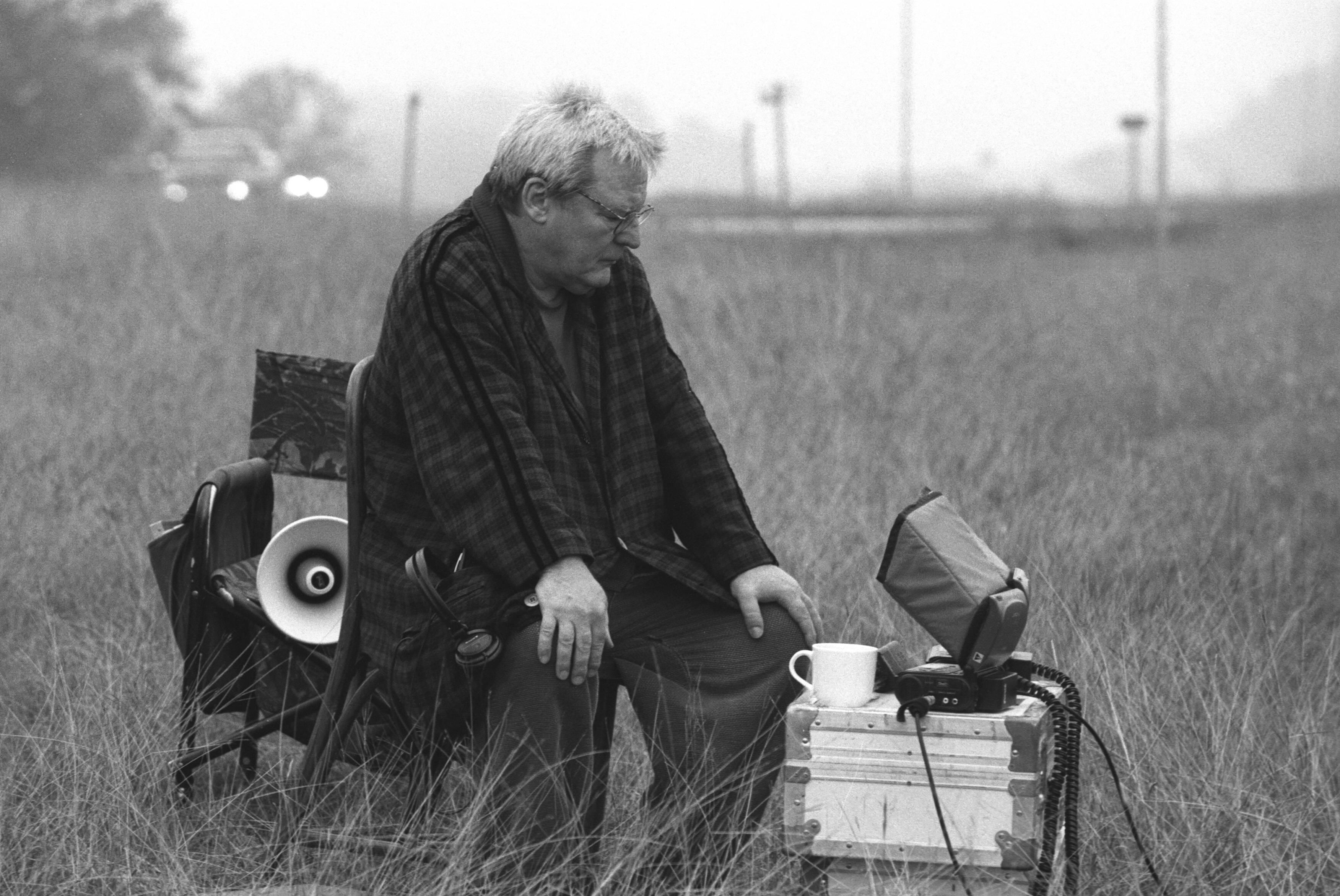 Der britische Hollywood-Regisseur wurde mit Klassikern wie  "Fame" und "Midnight Express" bekannt. Er starb nach langer Krankheit in Großbritannien.