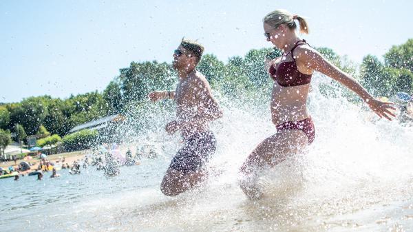 30 Grad-Marke geknackt: Ansturm auf Badesee