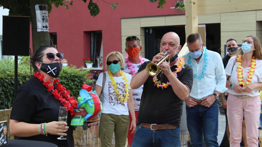 Mit Live-Musik und viel guter Laune: Stadtstrand Forchheim ist eröffnet