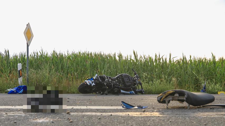 Nach Frontalkollision mit Auto: Biker stirbt bei Unfall im Landkreis Bamberg