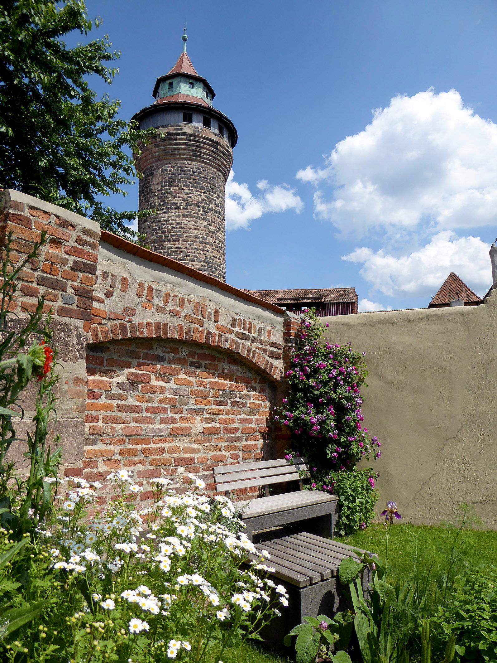 Die Gärten auf den Burgen Wer macht sie so schön? Nürnberg Nordbayern