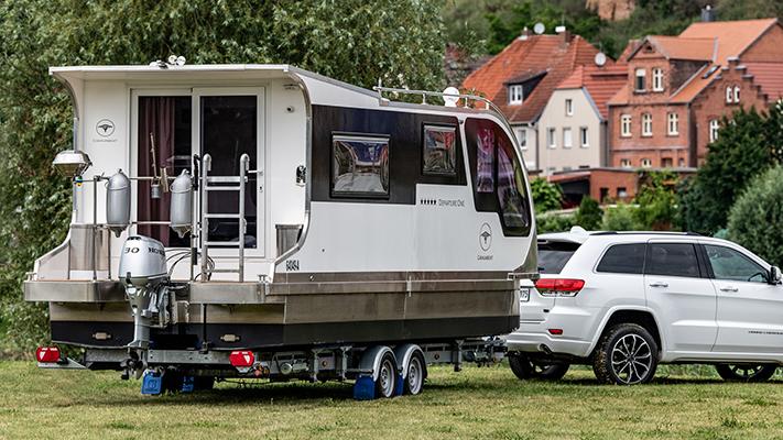 Caravanboat: Aus Wohnwagen wird Hausboot