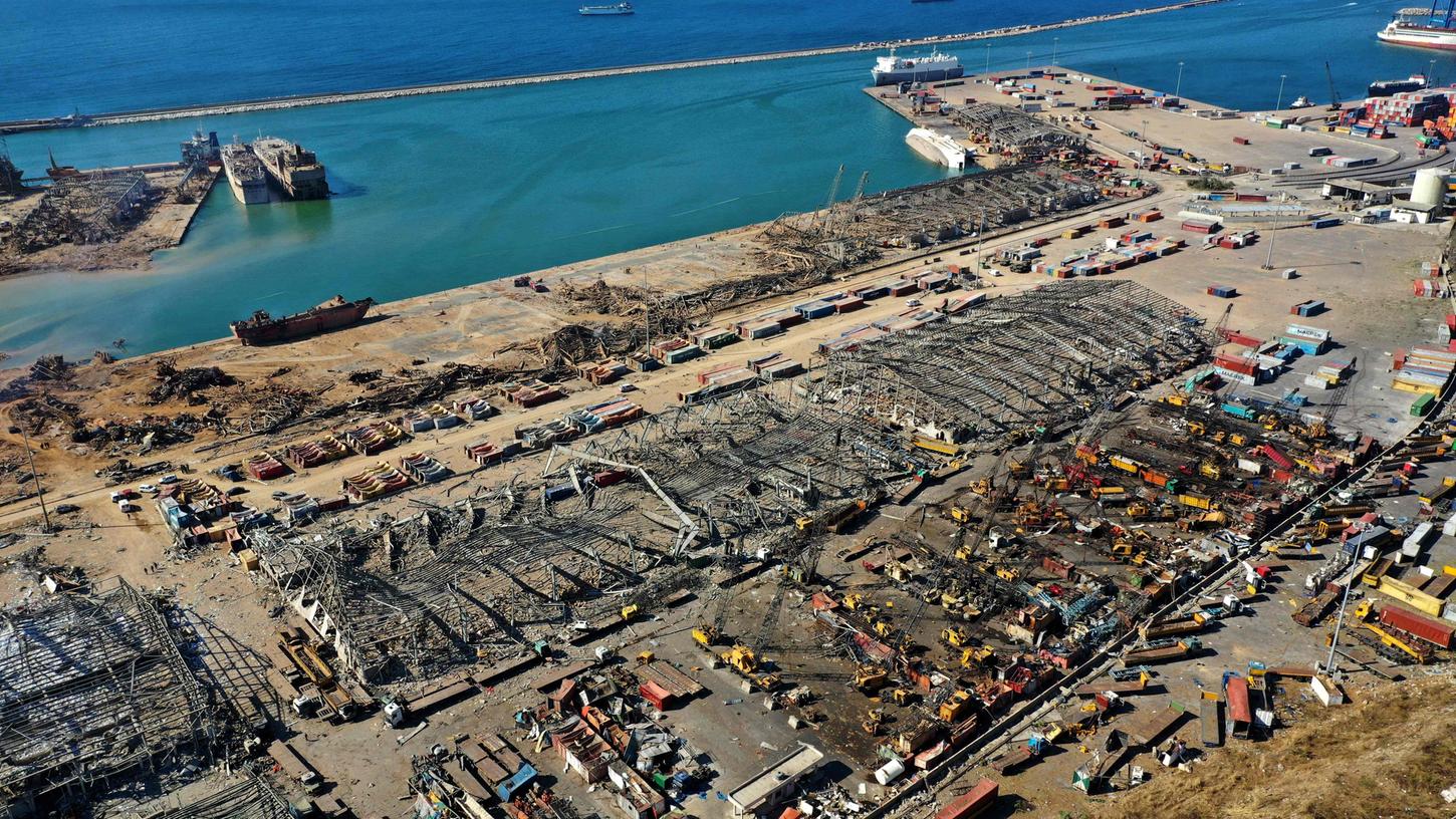Die großen Schäden am Beiruter Hafen könnten sich nach UN-Angaben auch auf die Lage vieler Menschen im benachbarten Bürgerkriegsland Syrien auswirken. 