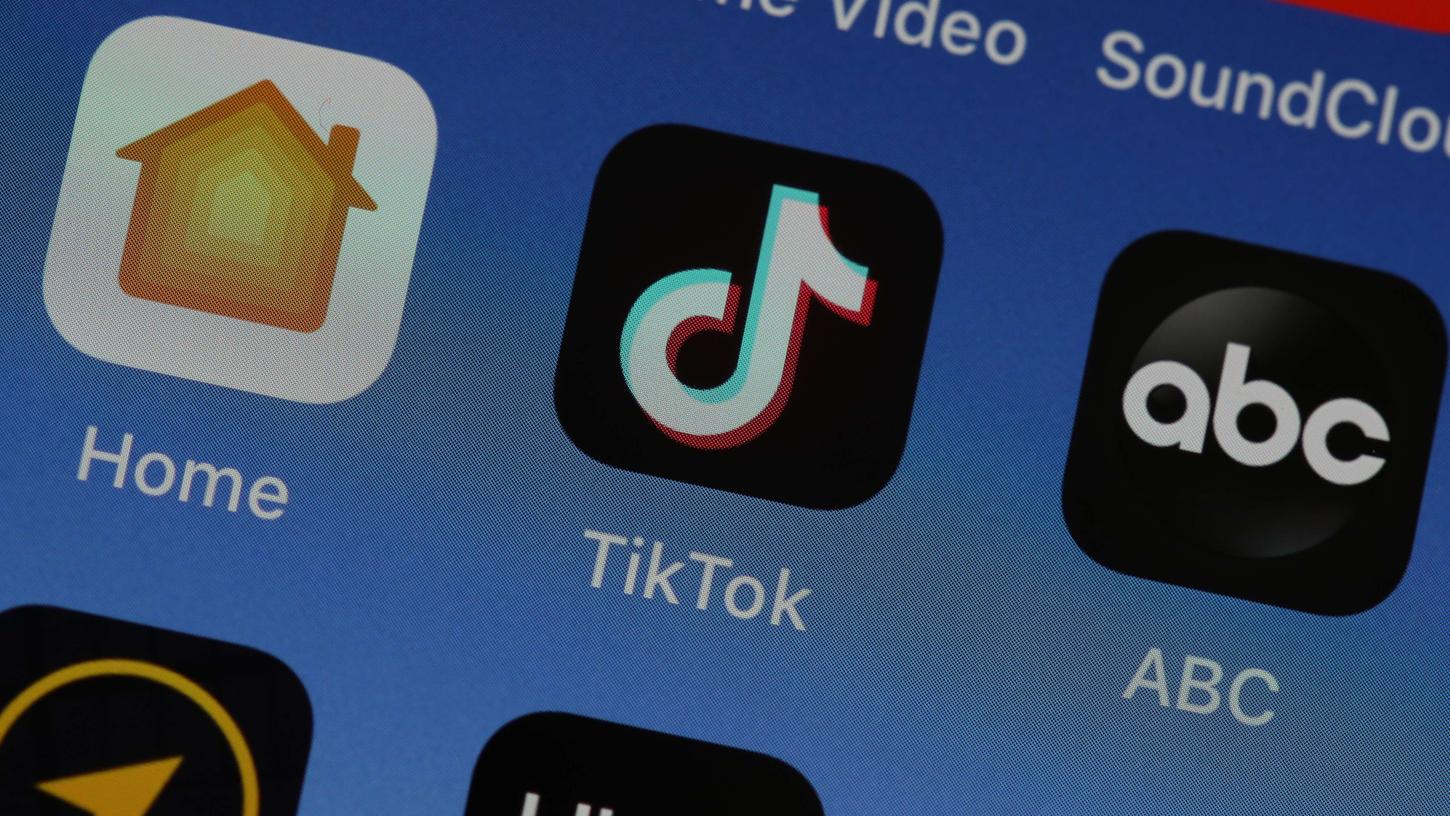 Die App Tik Tok ist vor allem bei Jugendlichen sehr beliebt. Der neue Social-Media Trend der "Blackout Challenge" ist aber höchst gefährlich.