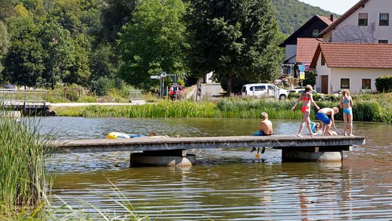 Sommer daheim: Naturbadesee Heiligenstadt lohnt sich nicht nur für Familien