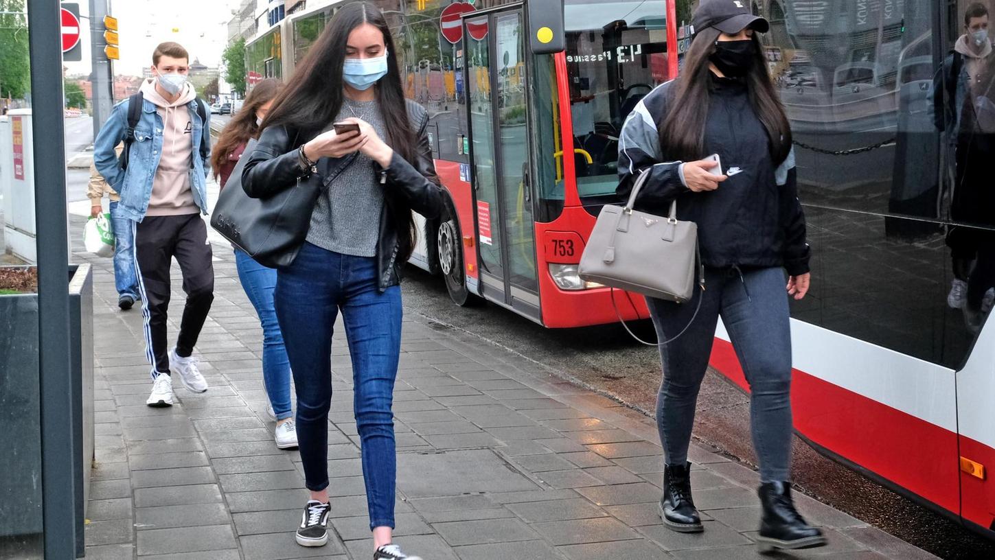Ärger in Erlangen: Jugendliche ohne Masken im Stadtbus