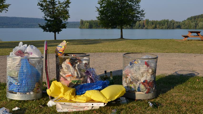 Müll Müllsammler am Brombachsee, Ramsberg Foto: Jürgen Eisenbrand 10. 8. 2020