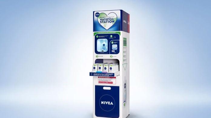 Die ersten Nivea-Automaten stehen in dm-Filialen in Hamburg und Karlsruhe.